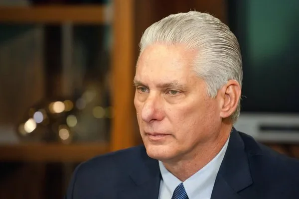 Díaz-Canel critica a EEUU por negar el bloqueo petrolero que afecta a Cuba