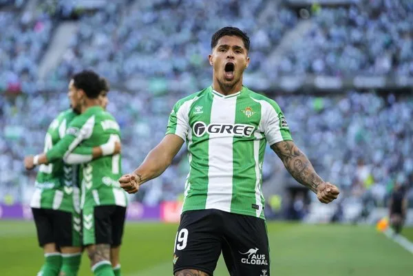 El Betis se clasifica a la Champions mientras el Levante escapa del descenso en Balaídos