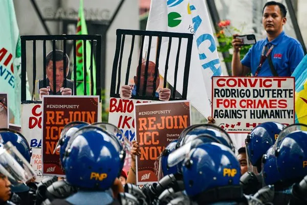 El TPI ordena arresto del senador Dela Rosa, cercano al expresidente Duterte en Filipinas