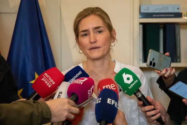 España exige una respuesta urgente y decidida ante la crisis energética y la transición hacia energías verdes