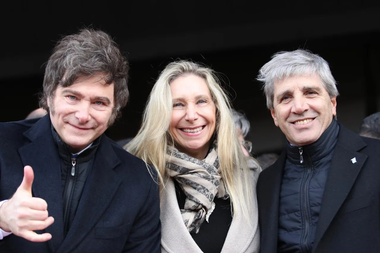 Javier Milei enfrenta tensiones internas en busca de unidad libertaria