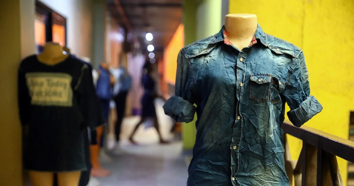 El auge de la moda sostenible en el salvador a través de la ropa usada