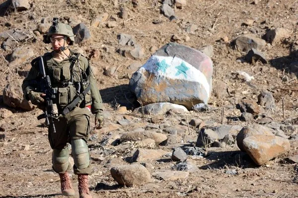 Israel intensifica su ofensiva terrestre en Quneitra mientras aumentan las incursiones en el sur de Siria
