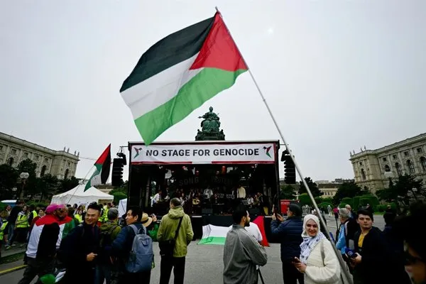 Miles de manifestantes se movilizan en Viena contra la participación de Israel en Eurovisión