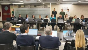 Tensión en Argentina: El Salvador lidera la tokenización y genera debate