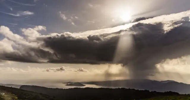 cielo-tormentoso-anomalia-climatica-uruguay.jpg