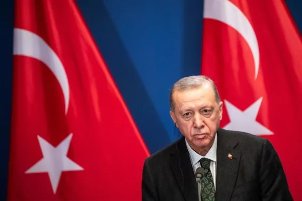 Turquia-traslada-a-Oman-su-respaldo-a-la-diplomacia-en.jpg