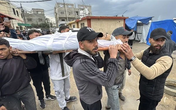 Un palestino muere tras ataque israelí en el campamento de refugiados de Al Maghazi