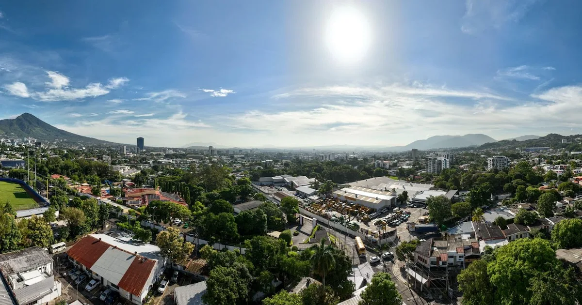 La sequía y el calor extremo ya afectan a la población salvadoreña.