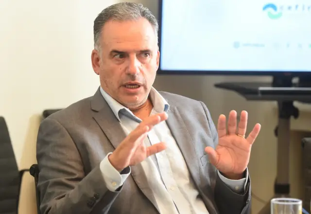 Presidente Orsi cse reune del Centro de Formación para la Integración Regional (CEFIR)