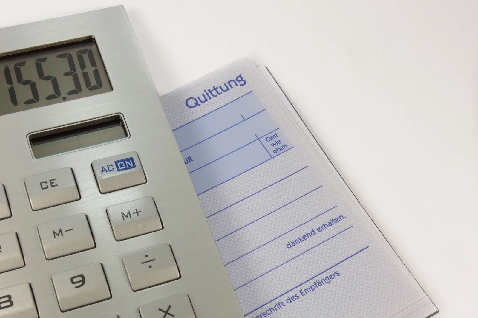 Desorden en facturación electrónica amenaza estabilidad de empresas en Colombia