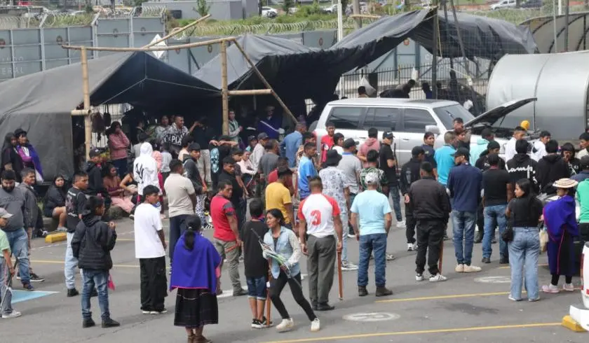 Pueblo Misak instala campamento cerca del CAN