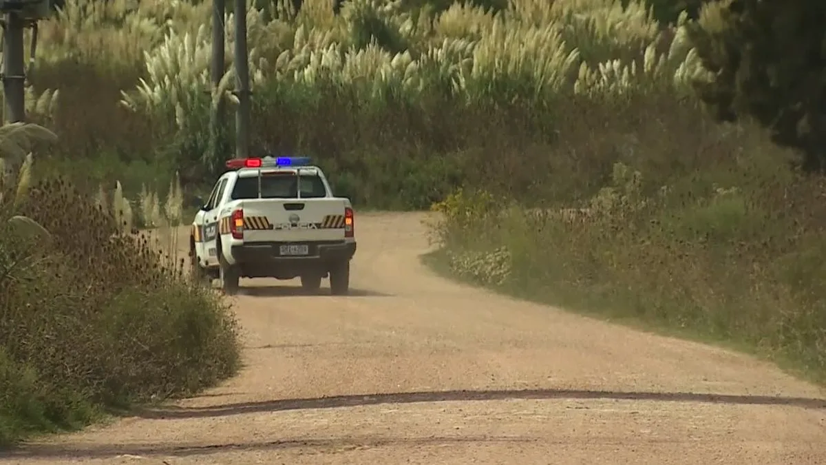 Copamiento en Lavalleja: encapuchados sitian a una familia en Minas