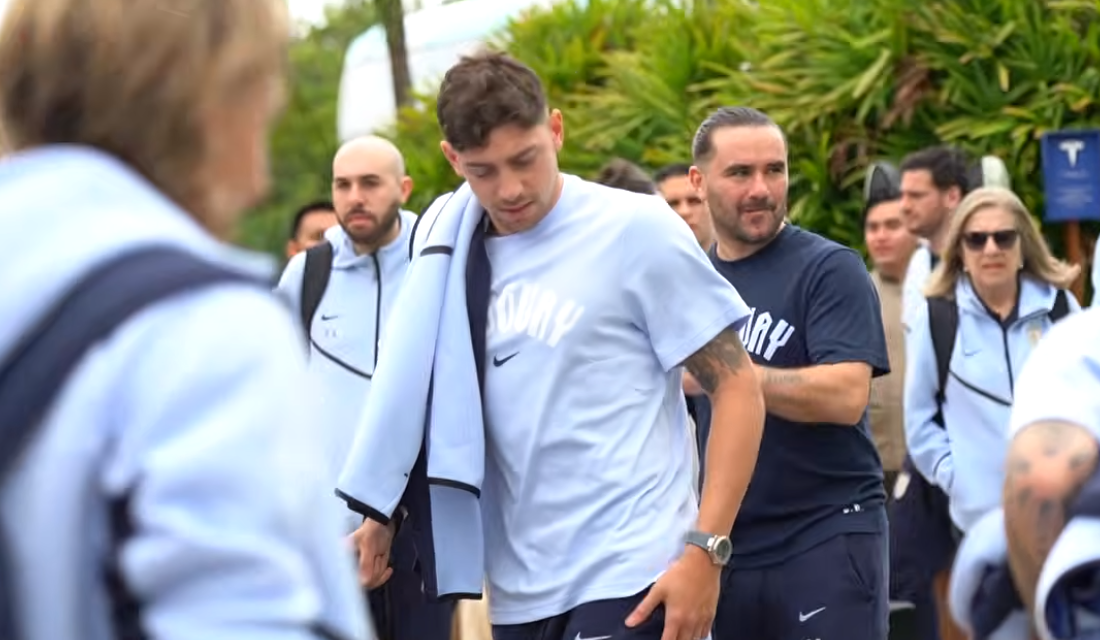 Danzas mayas recibiendo a la selección de Uruguay en su llegada.