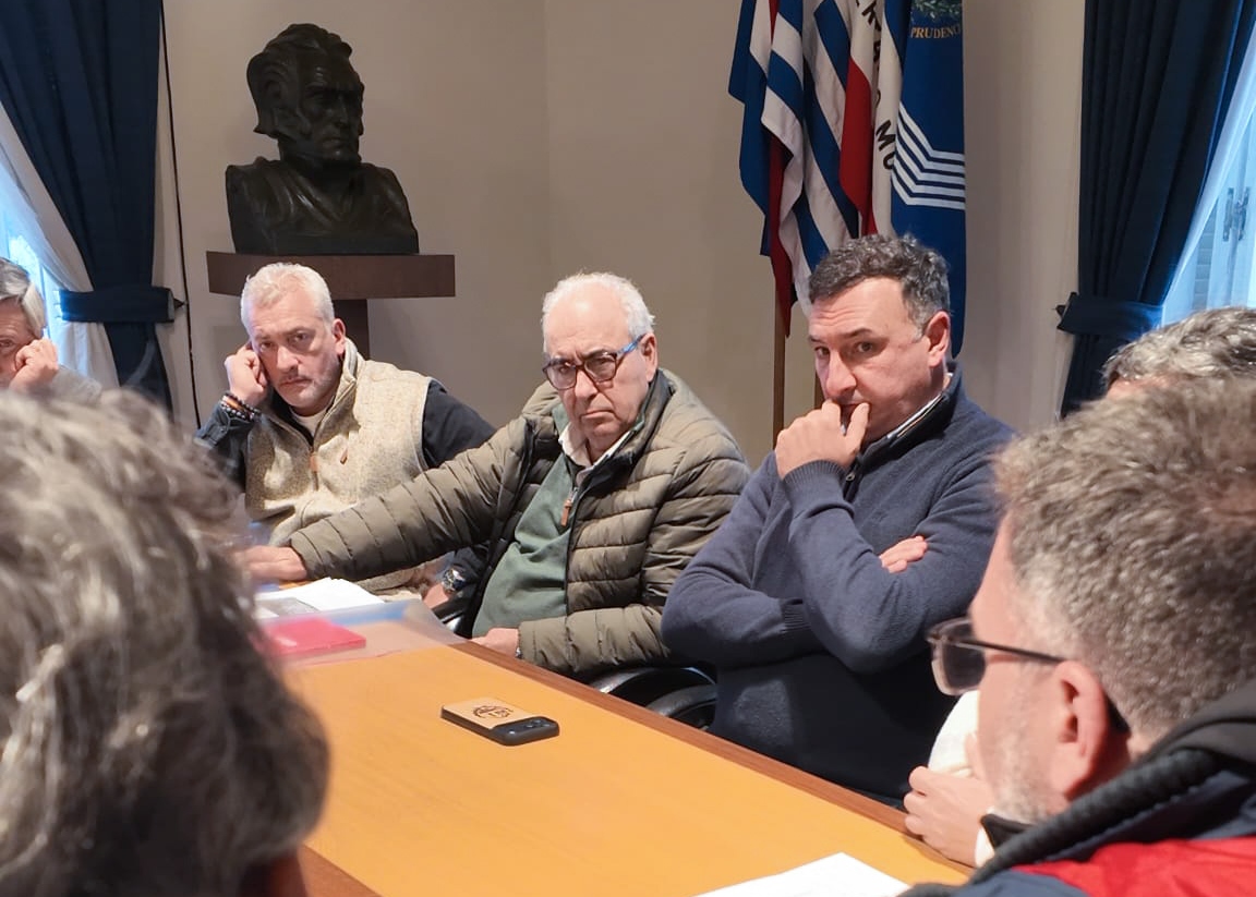 Imagen de archivo del ministro Alfredo Fratti en el marco de la polémica por dichos de Alfredo Fratti ante productores de Salto.