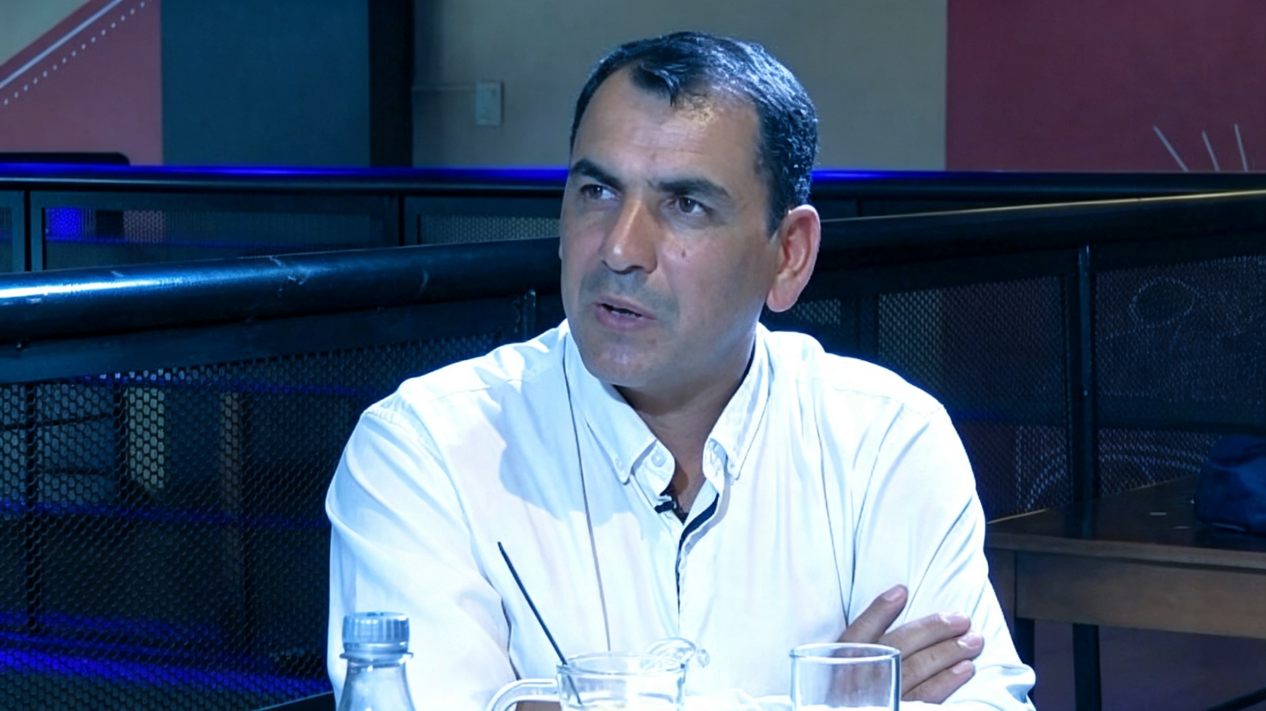 El edil del Frente Amplio exigió al intendente Carlos Albisu revisar caso a caso los desalojos notificados en barrios como Pirú y La Amarilla, basados en un informe técnico desactualizado de 2021.