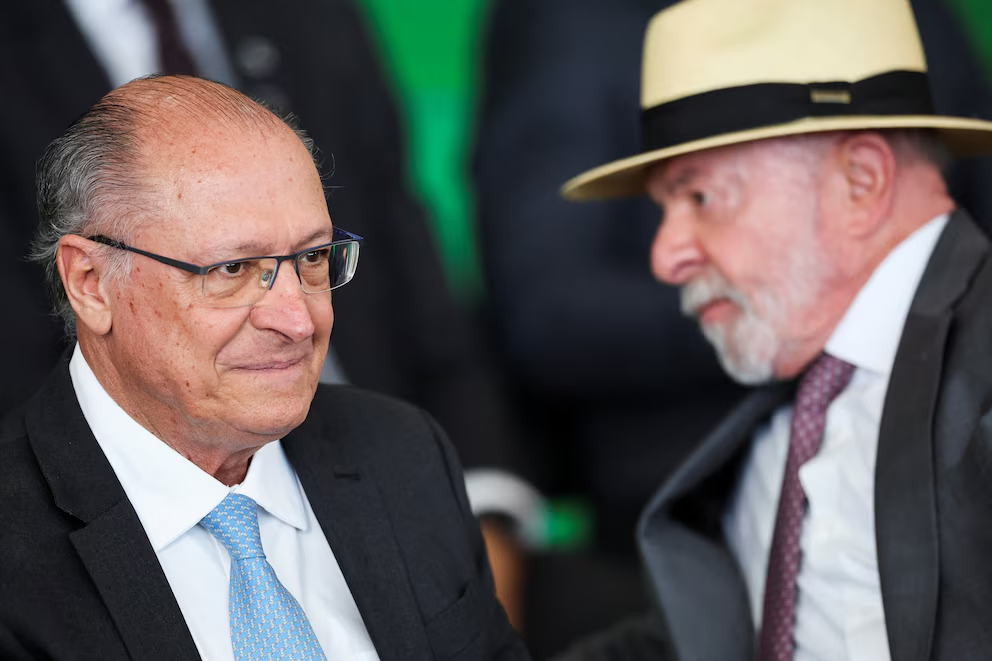 El vicepresidente de Brasil Geraldo Alckmin declaró que la conducta de Milei perjudica a Argentina.
