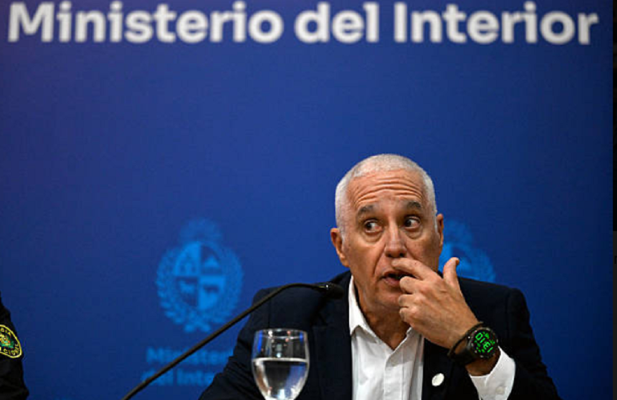 El ministro del Interior Carlos Negro cuyo desempeño afecta la gestión de ministros de Orsi
