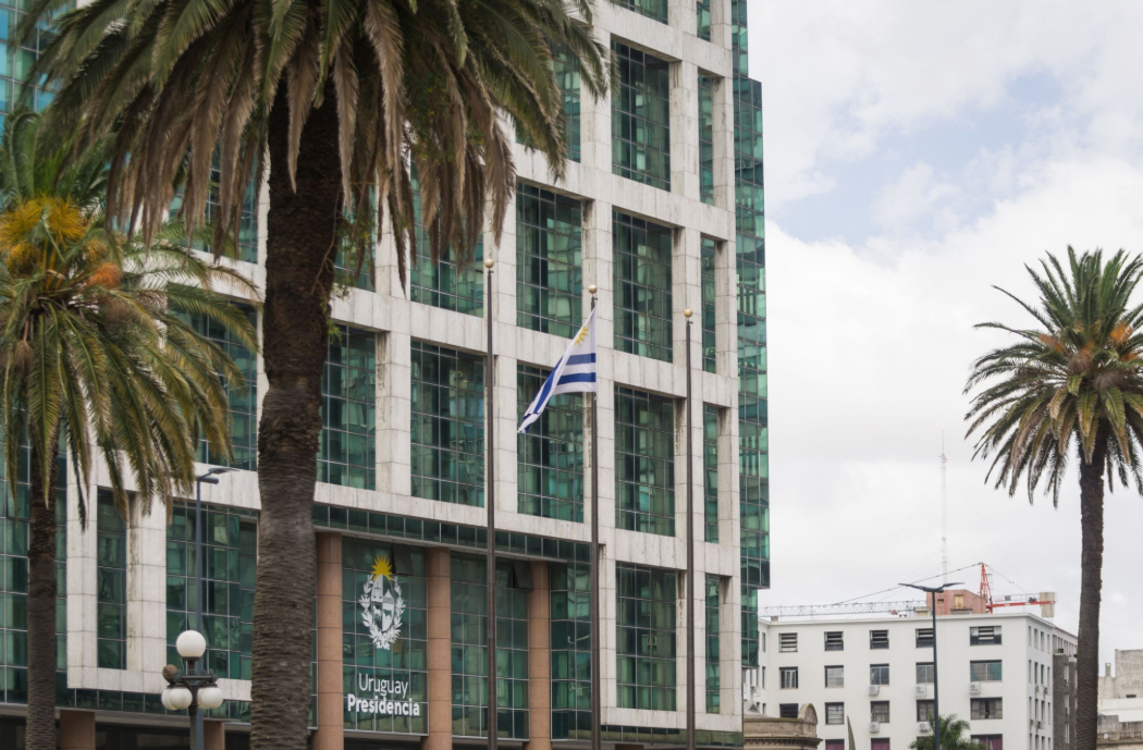 Fachada de la Torre Ejecutiva sede donde Presidencia abre llamado laboral con sueldo de $ 102.573