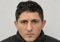 Retrato policial de Inti Camilo Cuba Vignolo, buscado por el asalto al BROU Pando y por homicidio en Reducto.