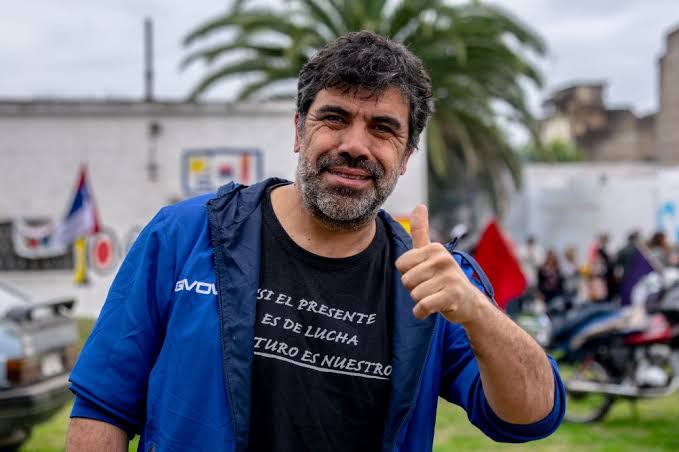 caso Fosvoc El senador Óscar Andrade durante sus declaraciones públicas ante los medios de comunicación
