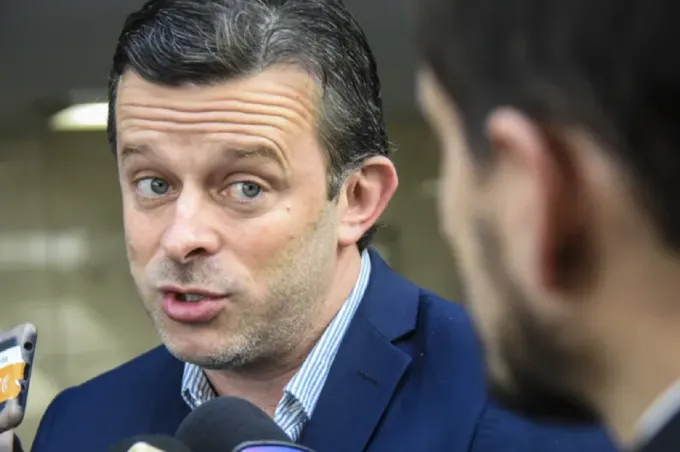 Álvaro Dastugue, diputado del Partido Nacional, durante una actividad parlamentaria.