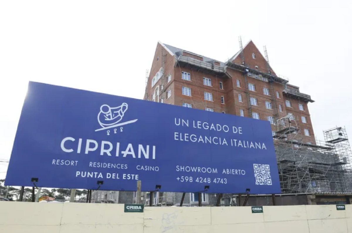 El Grupo Cipriani pospone la apertura del hotel San Rafael debido a demoras en las obras.