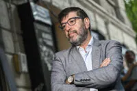 Fernando Pereira durante una alocución política en Montevideo.