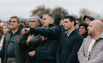 Autoridades nacionales y departamentales en la inauguración de la Ruta 4 en Paysandú.