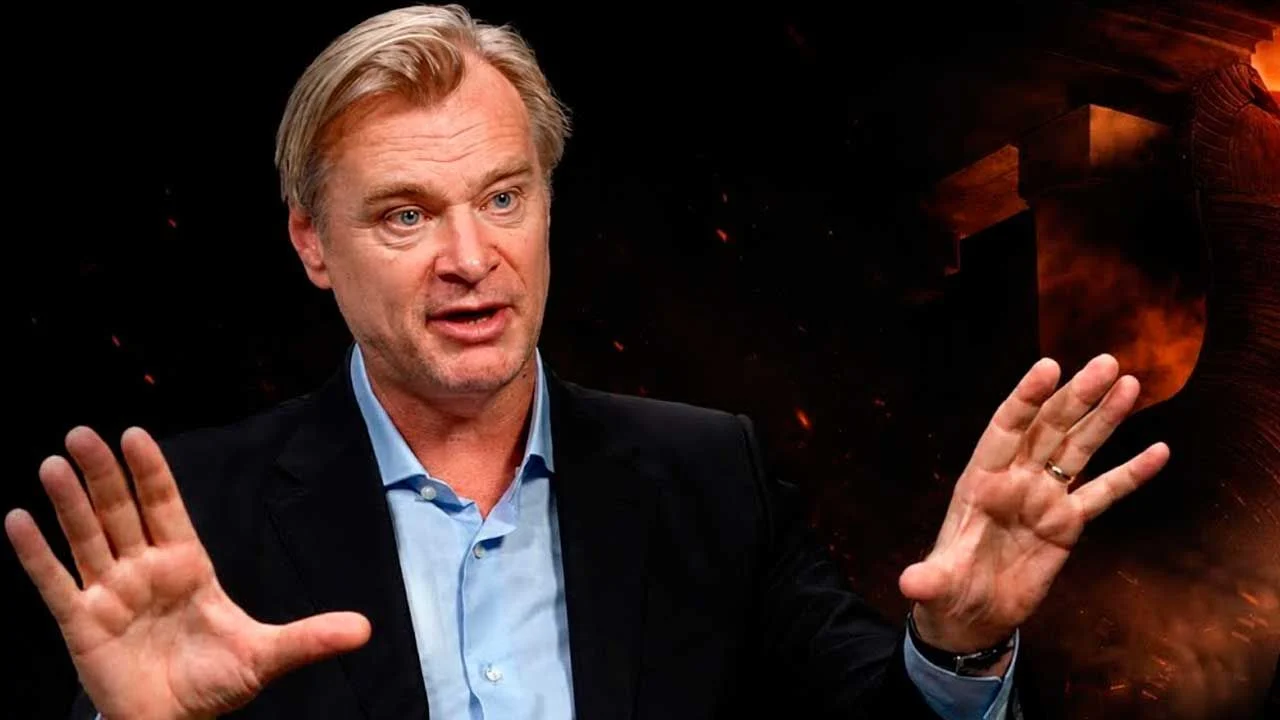 La decisión de Steven Soderbergh de apoyar a Christopher Nolan en su primera película principal fue clave para abrirle las puertas a Hollywood, marcando un hito en su trayectoria.