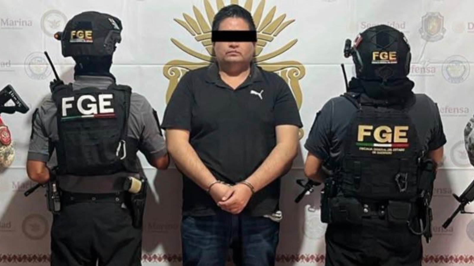 Las autoridades mexicanas investigan una red de colaboración entre funcionarios estatales, la Guardia Nacional y el grupo delincuente Los Tlacos tras el asesinato de un agente que.