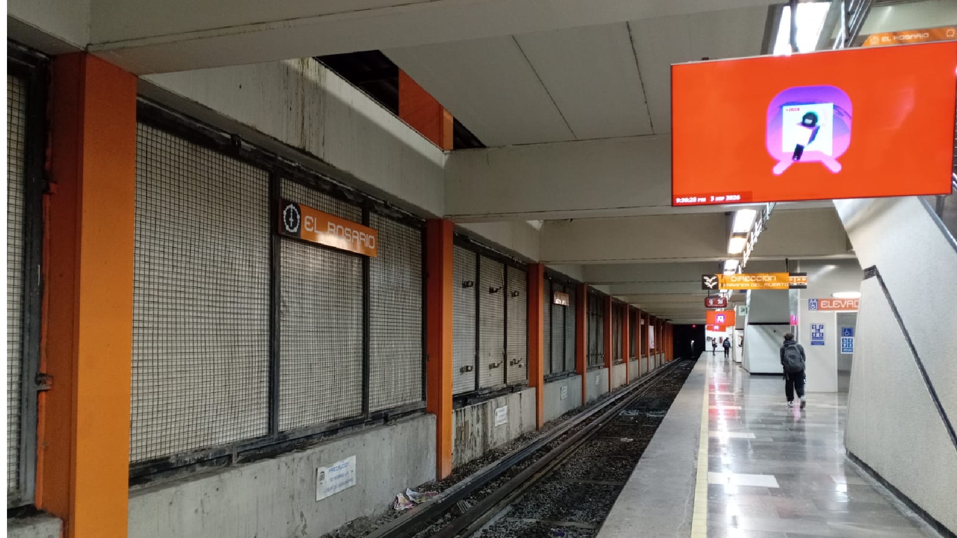 El sistema de transporte público en Ciudad de México enfrenta interrupciones por fallas técnicas en una de sus principales líneas, afectando el desplazamiento diario de millones.