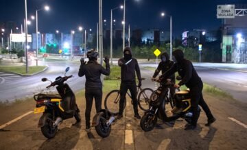 En el sur de Bogotá, se registran cada vez más incidentes de robo de vehículos por parte de grupos que operan en ciclorutas urbanas, afectando a conductores y familias en zonas.
