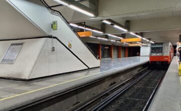 Durante las festividades patrias, el Sistema de Transporte Colectivo en la Ciudad de México registra ajustes operativos por retrasos en la Línea 3 del Metro y suspensión parcial.