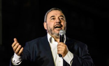 El intendente de Montevideo, Mario Bergara, durante una conferencia de prensa en la capital.