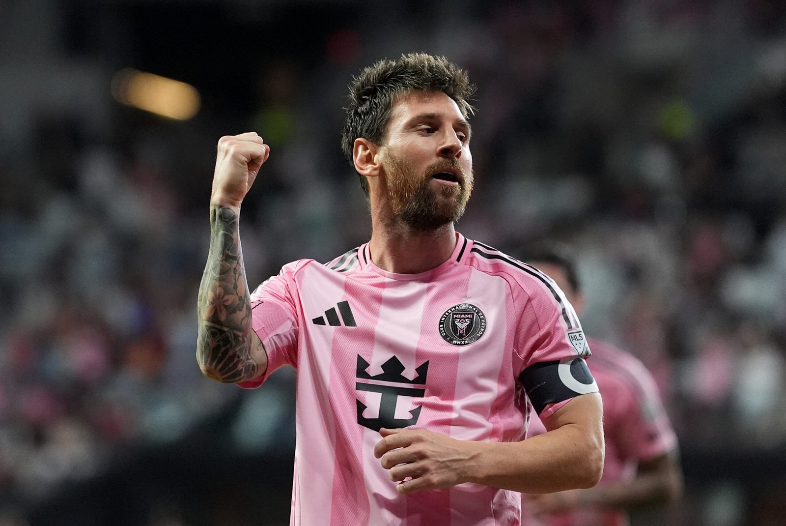 Luis Suárez festejando un gol con la camiseta de Inter Miami durante un partido de la MLS.