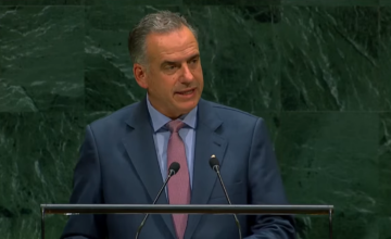 Yamandú Orsi durante su alocución desde el podio de la Asamblea General de las Naciones Unidas.