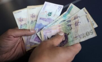 Las cuentas públicas uruguayas enfrentan una presión creciente por déficit Fiscal, deuda neta y gastos no financiados, afectados por necesidades sociales y climáticas.