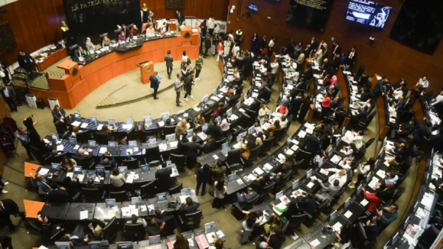 Sesión plenaria del Senado de México durante la votación de la reforma sobre doble nacionalidad.