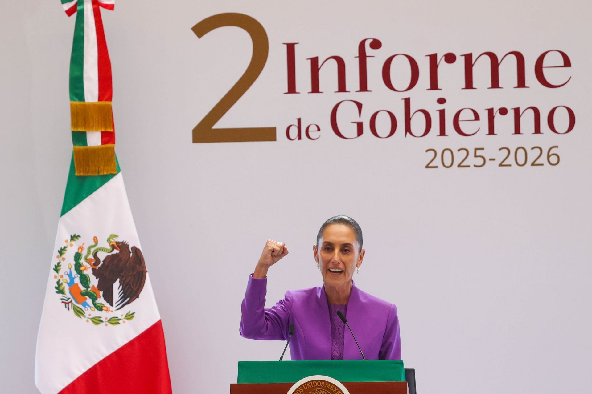 La presidenta presentó el informe de gobierno ante la población en diferentes regiones del país, con énfasis en la conexión entre autoridad y ciudadanía.