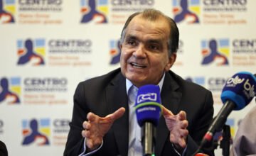 La Fiscalía colombiana analiza el flujo de fondos extranjeros relacionados con la campaña presidencial de Óscar Iván Zuluaga en 2014, con enfoque en operaciones de publicidad no.