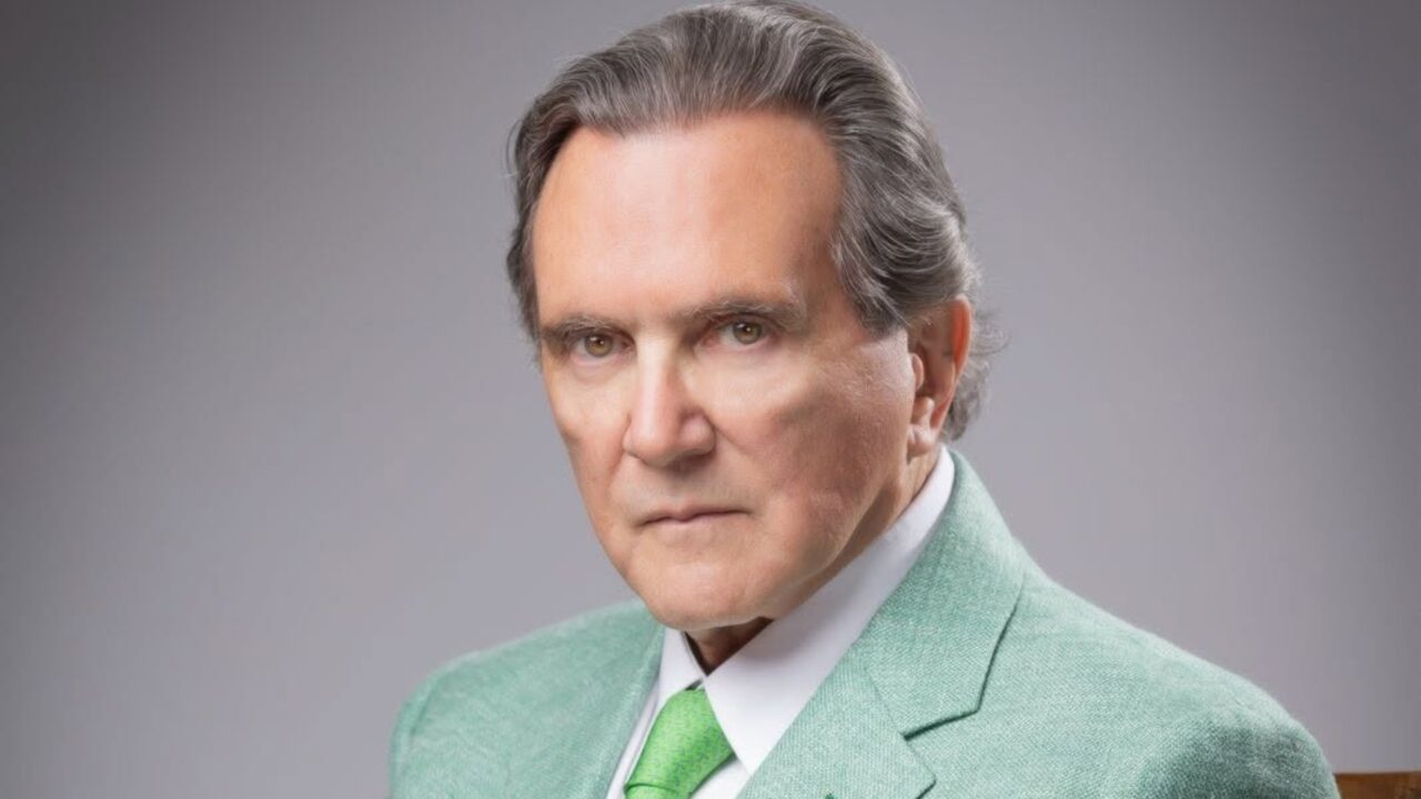 Un periodista influyente en México concluye su carrera tras más de tres décadas de trabajo en medios radiales, dejando una huella en el ámbito informativo Nacional.