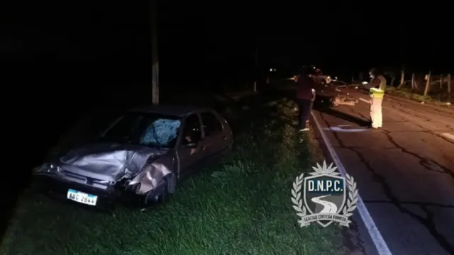 Móvil de la Policía Caminera custodiando la ruta 69 tras un siniestro vial.
