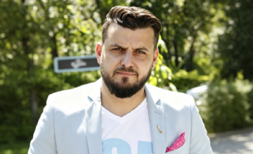 Fotografía de retrato del bartender y empresario gastronómico argentino Pablo Emilio Carrizo.