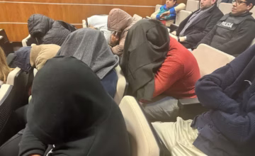 Fachada de la Fiscalía Especializada donde prestan declaración los policías detenidos.