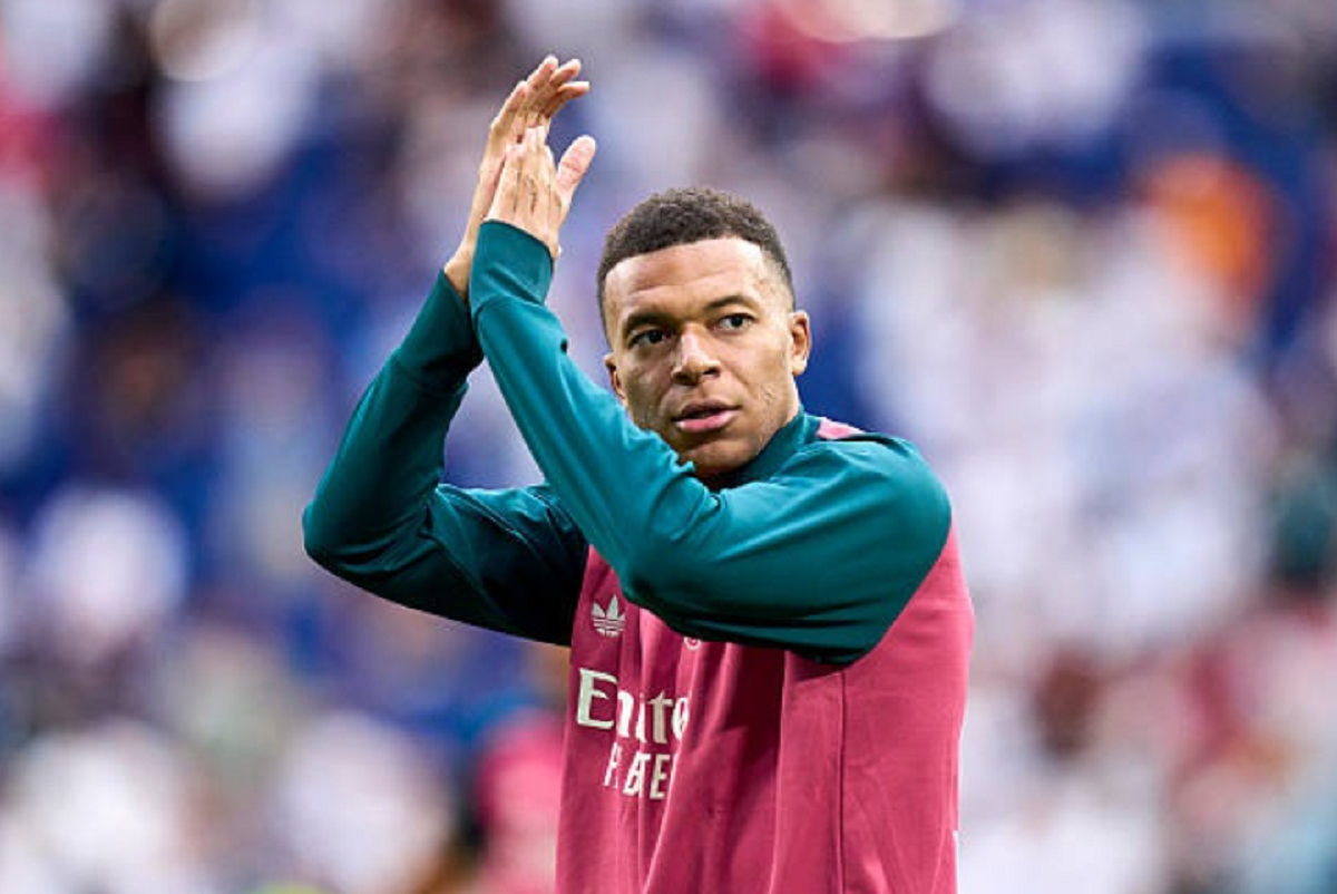 El futbolista Kylian Mbappé durante un partido oficial con el Real Madrid.