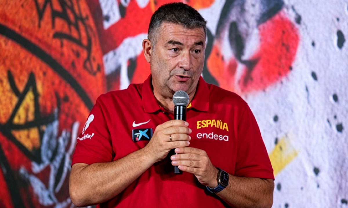 El equipo español enfrenta a Japón tras una derrota ante Malí en el Mundial de Baloncesto, con un escenario de ajuste continuo en su preparación técnica y estrategica.