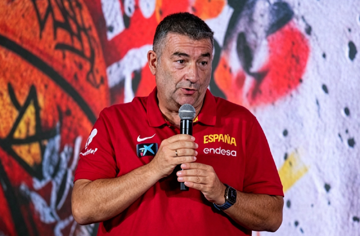 El equipo español enfrenta a Japón tras una derrota ante Malí en el Mundial de Baloncesto, con un escenario de ajuste continuo en su preparación técnica y estrategica.