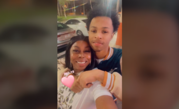 Cinta policial de escena del crimen en la entrada de un complejo de apartamentos en Florida.