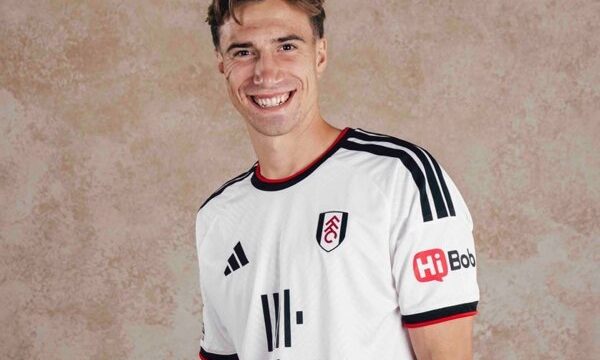 Fútbol. David Affengruber firma contrato con Fulham hasta 2030.